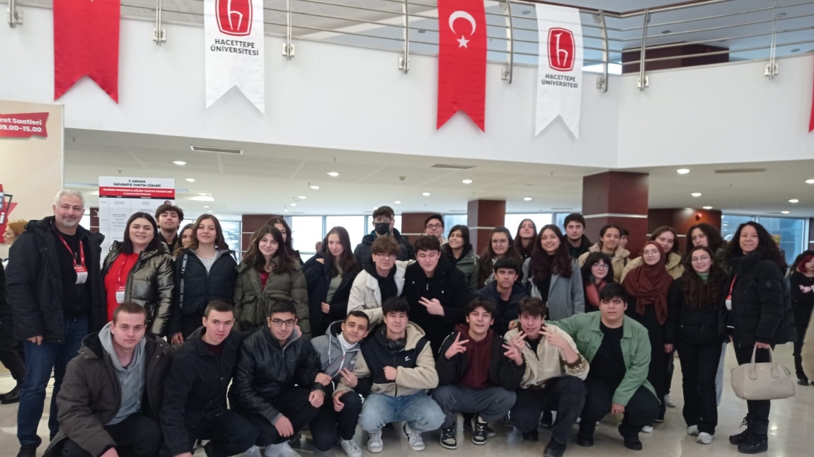 Yavuz Sultan Selim Anadolu Lisesi 12. Sınıf Öğrencileri Hacettepe Üniversitesi ile Buluştu